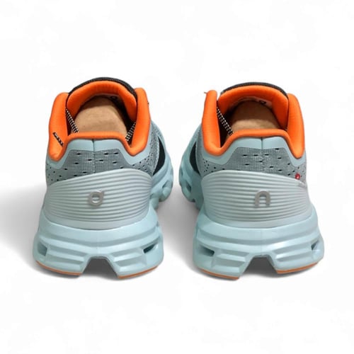 حذاء On Cloudstratus