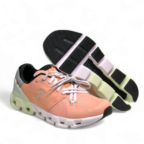 حذاء On Cloudflyer 4