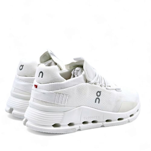 حذاء اون راننج كلاود نوفا ابيض