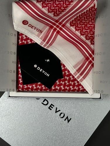 شماغ ديفون دم الغزال اخر اصدار 23