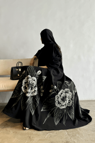 عباية طيف الورد