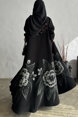 عباية طيف الورد