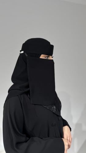 Long niqab