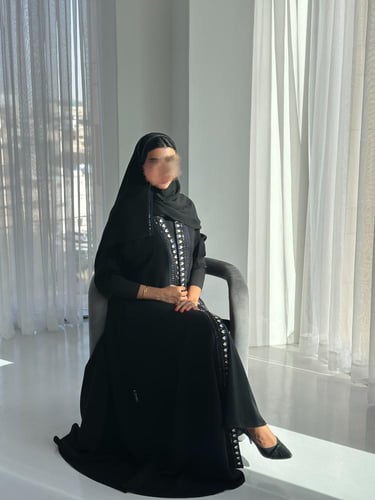 سيراميك - مطرز كحلي