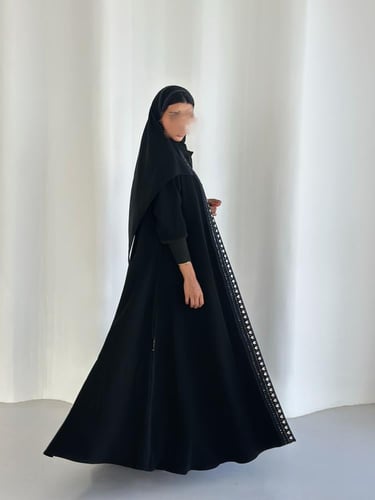 سيراميك - مطرز كحلي