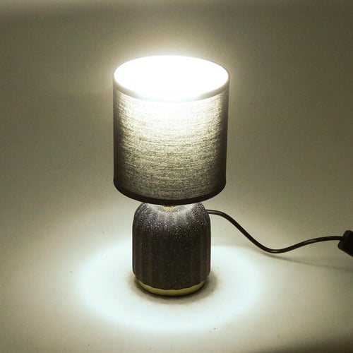 أباجورة غرف نوم أنيقة من السيراميك بإضاءة