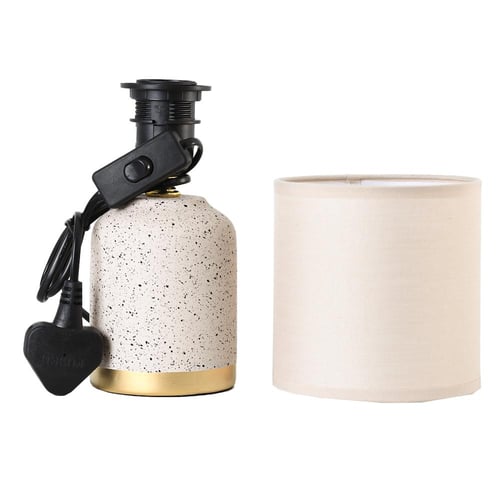 أباجورة طاولة بتصميم عصري وإضاءة أنيقة