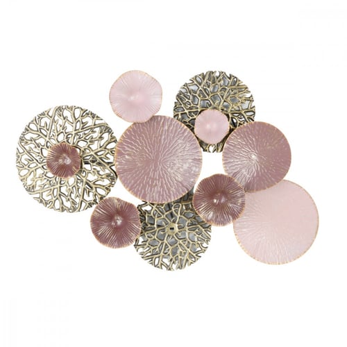 ديكور حائط معدني بتصميم هندسي مميز