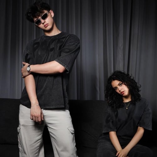 T-shirt black washed