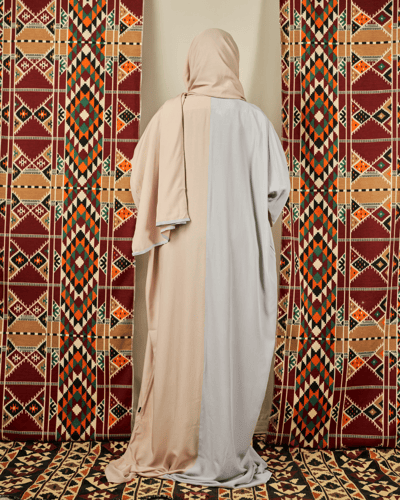 شرشف صلاة بلونين البيج والرمادي الفاتح - سحاب