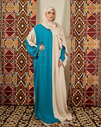 شرشف صلاة بلونين البيج والتركوازي الفاتح - سحاب