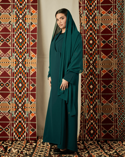 عباية خضراء كريب رسمية بقصة مميزة