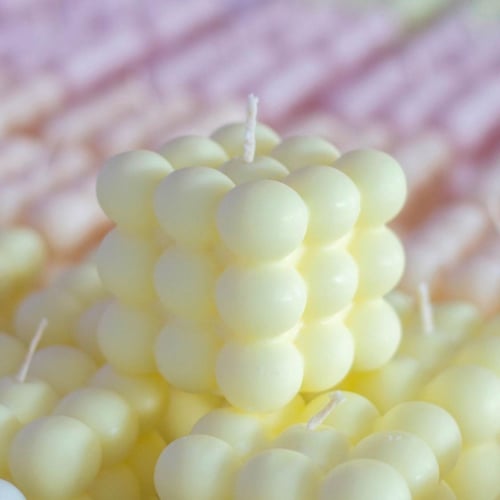 باكج 12 حبة شموع ببلز ملونة