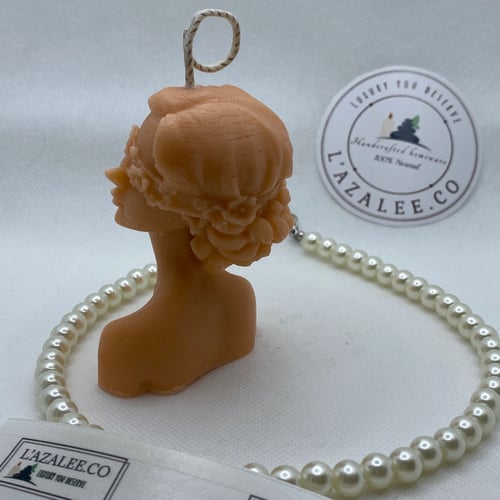 شمعة سكون فتاة