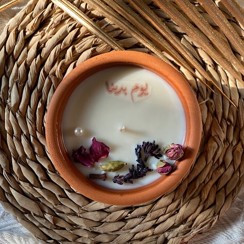 شمعة وسم الفخارية