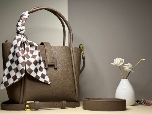 شنطة يد نسائية جلد مميزة رسمية