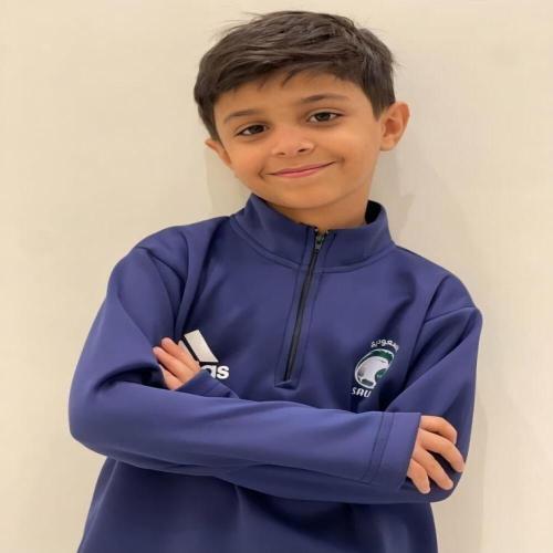 سويتر المنتخب السعودي ولادي متوفر باكثر من مقاس