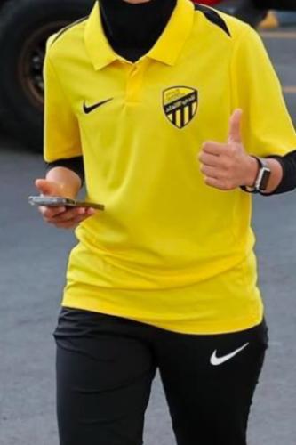 تيشيرت نسائي نادي الاتحاد للتمارين