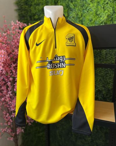 سويتر نادي الاتحاد بتصميم التيشيرت - المقاسات ولاد...