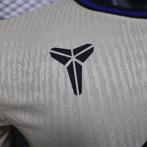 تيشيرت برشلونة الاحتياطي الجديد - إصدار تكريمي خاص