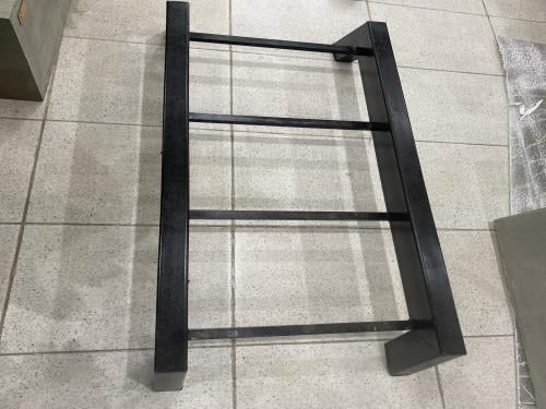 قاعده حديديه لحوض متر ونص عرض 40 سم