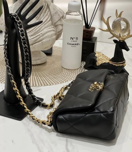 شانيل فليب جلد كافيارا 26cm