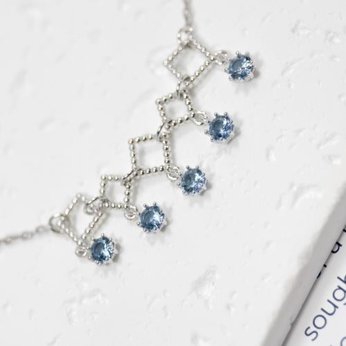 925 Silver bracelet with dangling zircon stones