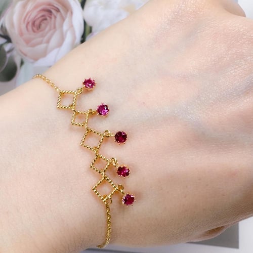 925 Silver bracelet with dangling zircon stones