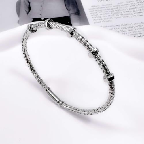 بناجر فضة 925 بتصميم عصري