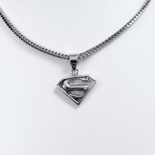 تعليقة فضة 925 تصميم سوبرمان(2)