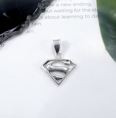 تعليقة فضة 925 تصميم سوبرمان(2)