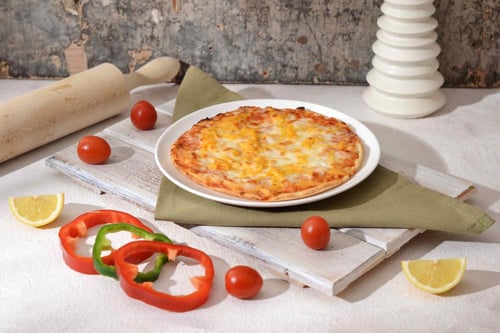 بوكس بيتزا اجبان حجم وسط