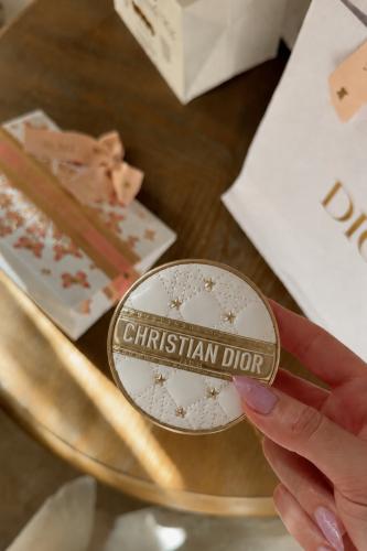 كريم اساس Dior رقم 00