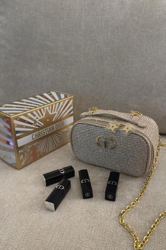 شنطة ديور الموسمية الجديدة بدون ستراب شامل البوكس