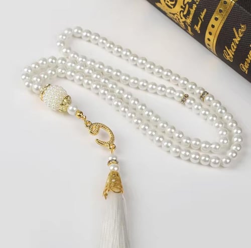 سبحة اللؤلؤ الملكية