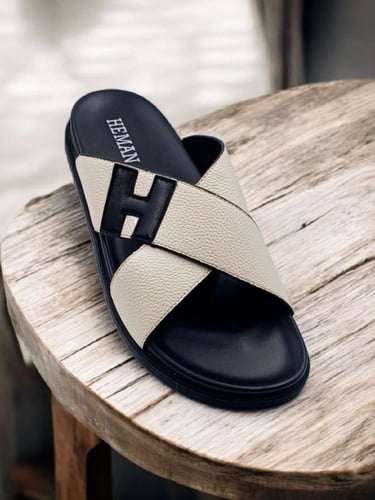 نعال هيمان رجالي كاجوال لون بيج