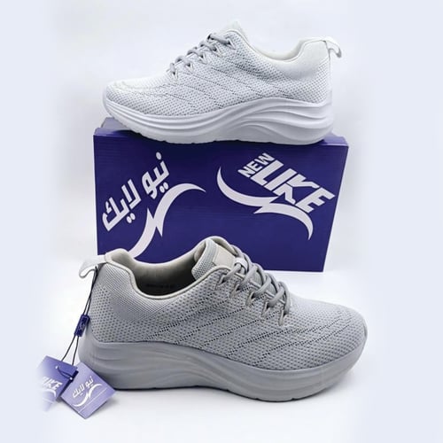 حذاء رياضي مريح​ رجالي نيو لايك