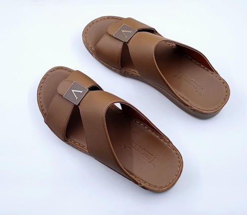 حذاء قطري متعدد الالوان مريح جدا 18