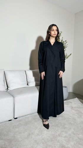 عباية سوداء قماش كريب