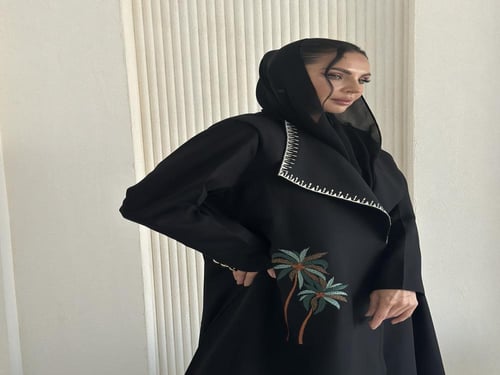 عباية كتان سوداء
