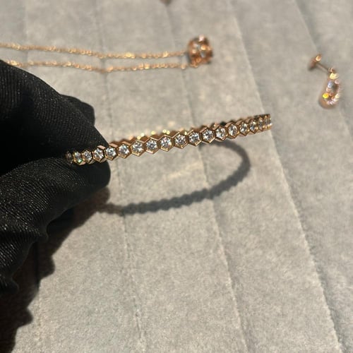 اسورة بي ماي لوف فل دايموند-روز قولد