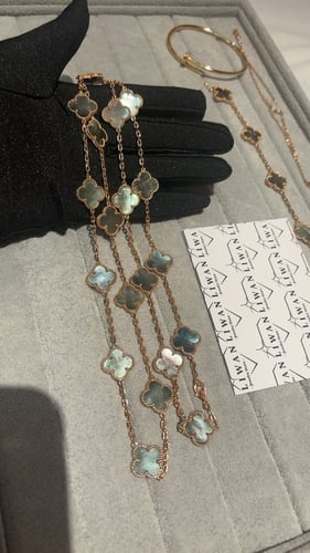 سلسال فينتاج الامبرا فل دايموند وحجر اسود - روز قو...