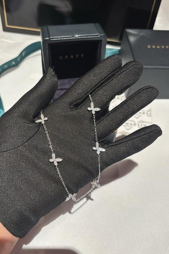 عقد غراف باتر فلاي