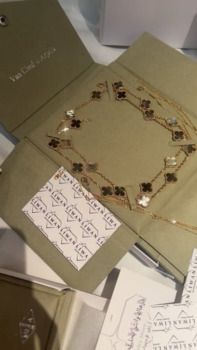 سلسال فينتاج الامبرا فل دايموند وحجر اسود - روز قو...