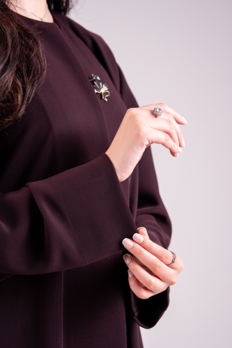 عباية كريب اندنوسي -لون عنابي يومي فاخرة