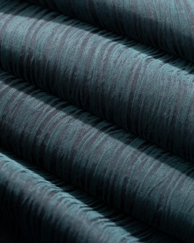 عباية حرير تركي شك يدوي -لون تركواز فاخر | تصميم أ...