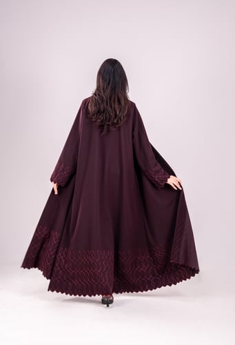 عباية كريب اندنوسي تطريز-لون عنابي فاخرة