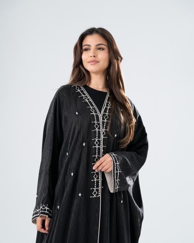 عباية حرير تركي جاكار بقصة بشت – تصميم فاخر باللون...