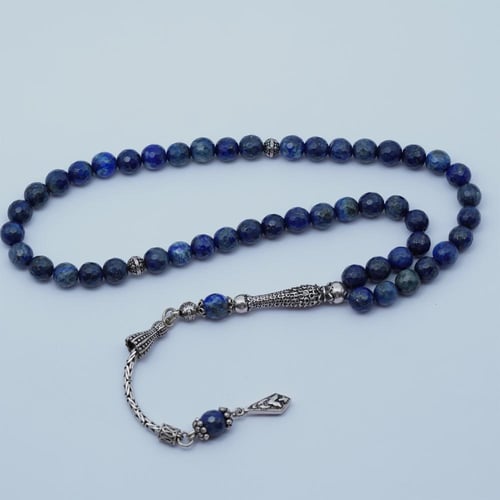 سبحة حجر لبيس مع فضة