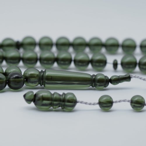 سبحة بكلايت 10 mm بتمليكة لون عشبي شفاف